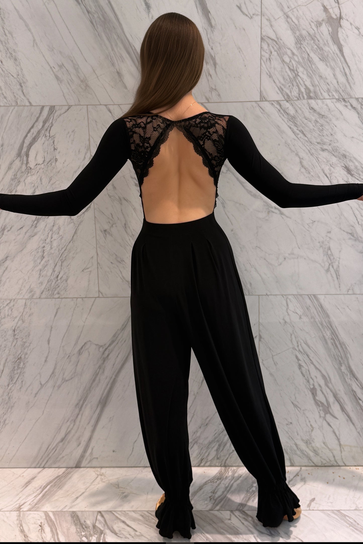 Backless leotard