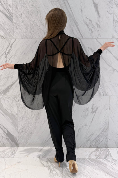 黒いストレッチメッシュのケープボレロ